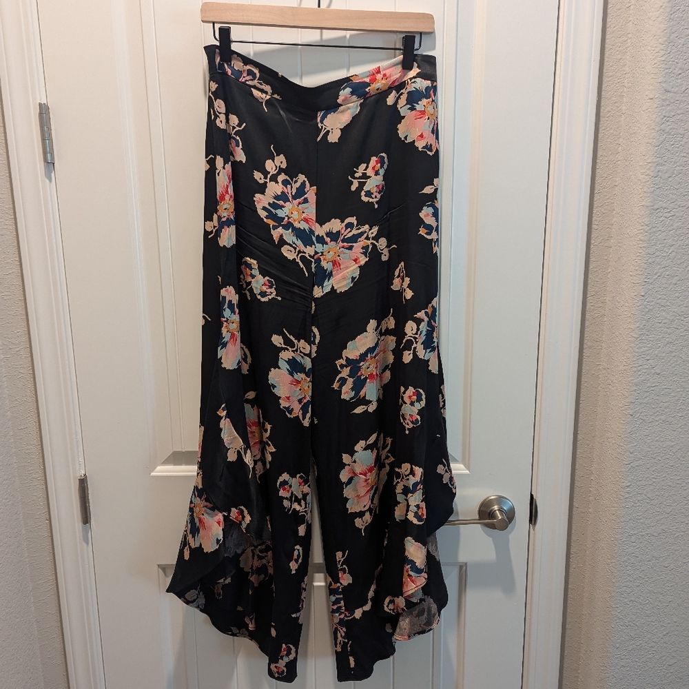 elevenses Floral Silky Pants size 10